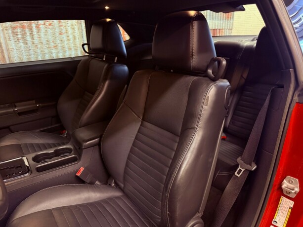dodge-challenger-bensin-2011-big-19