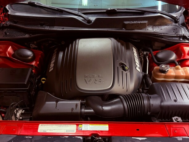 dodge-challenger-bensin-2011-big-40