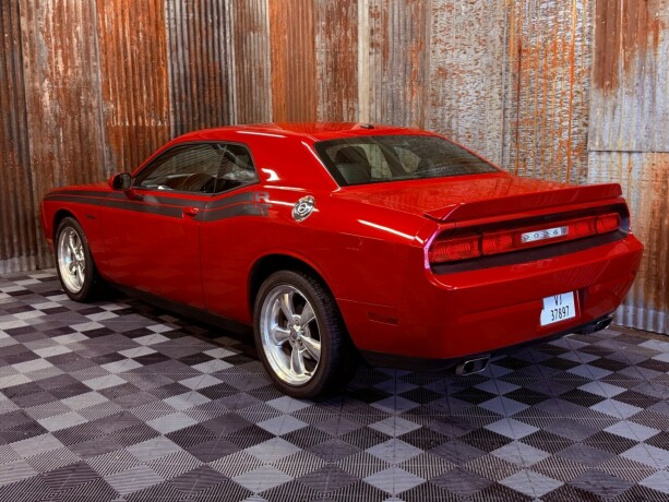 dodge-challenger-bensin-2011-big-11