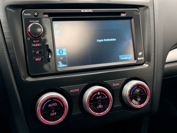 subaru-xv-bensin-2014-big-18