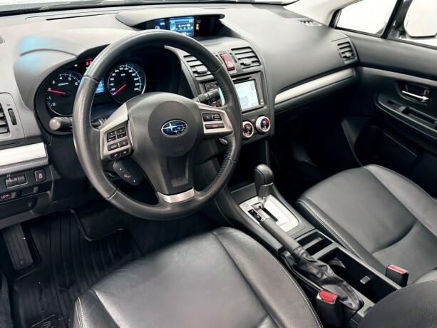 subaru-xv-bensin-2014-big-3