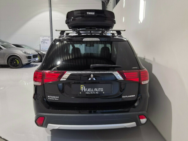 mitsubishi-outlander-bensin-2016-big-7