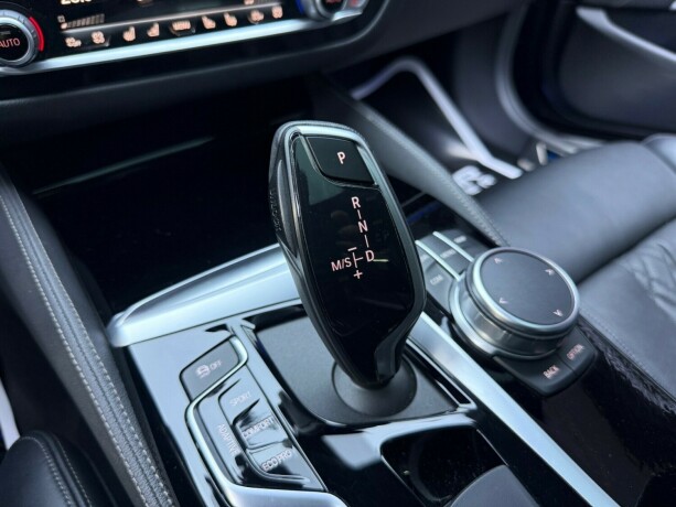 bmw-540i-bensin-2020-big-40