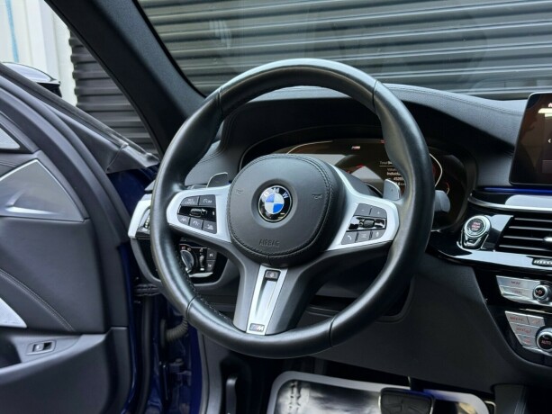 bmw-540i-bensin-2020-big-16