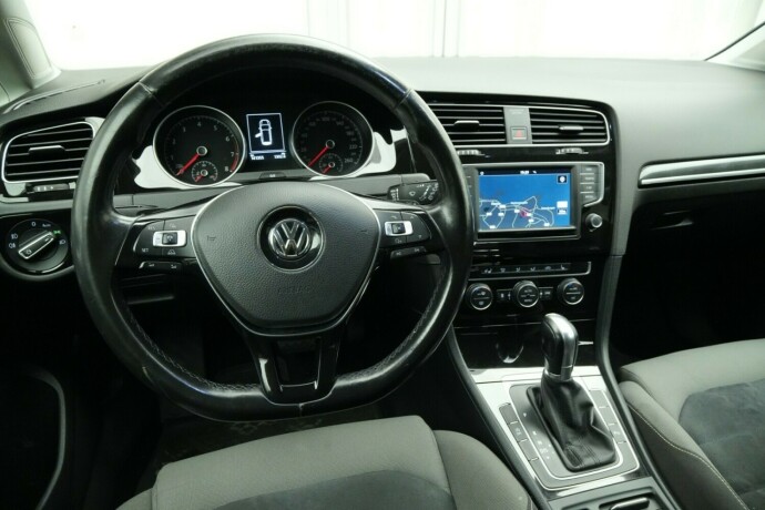 volkswagen-golf-vii-bensin-2017-big-18