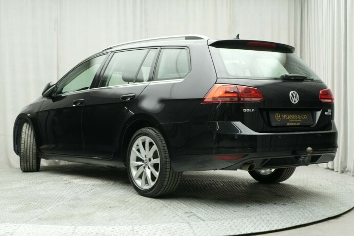 volkswagen-golf-vii-bensin-2017-big-2