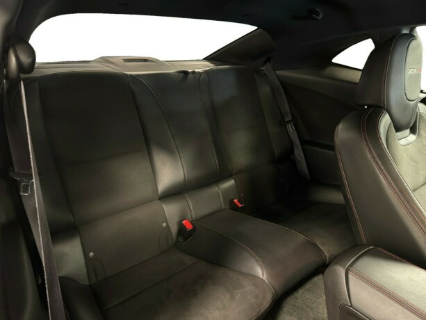 chevrolet-camaro-bensin-2012-big-5