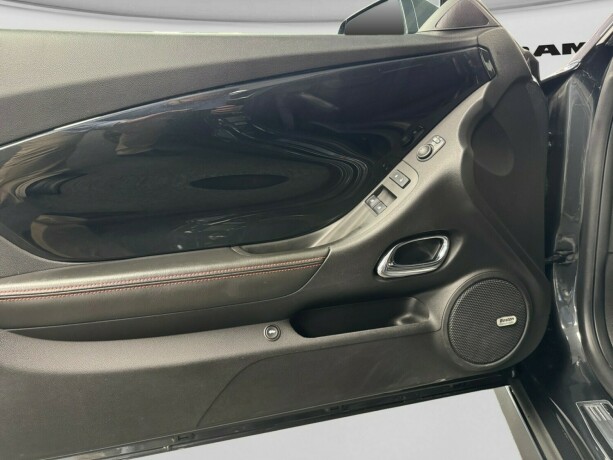chevrolet-camaro-bensin-2012-big-12