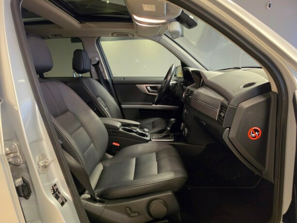 mercedes-benz-glk350-diesel-2010-big-12
