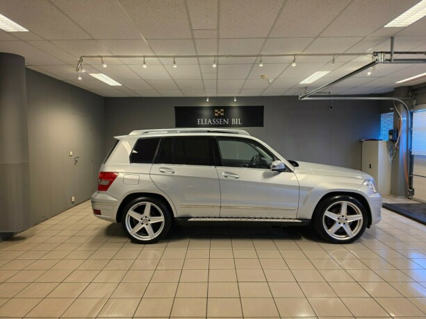 mercedes-benz-glk350-diesel-2010-big-3