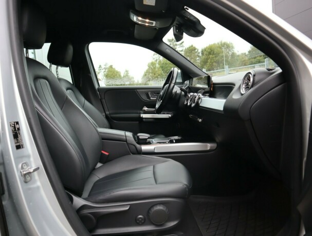 mercedes-benz-eqb300-elektrisitet-2023-big-10