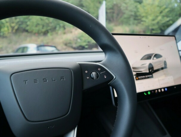 tesla-model-3-elektrisitet-2024-big-12