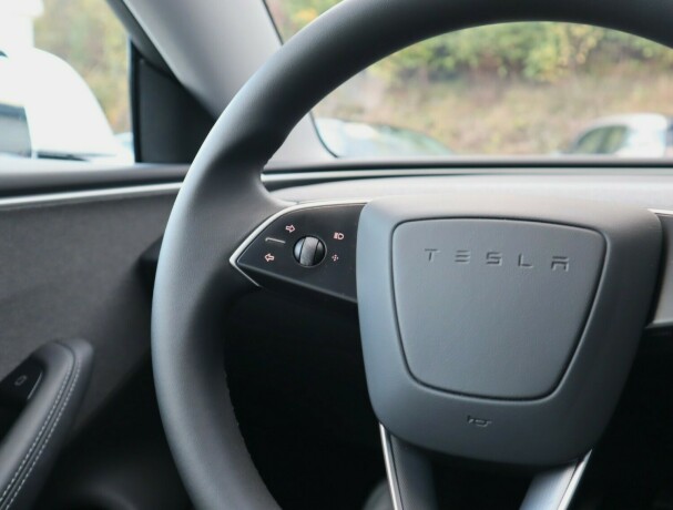 tesla-model-3-elektrisitet-2024-big-11