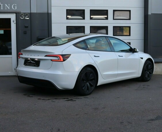 tesla-model-3-elektrisitet-2024-big-1