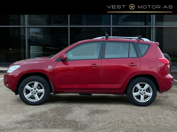 toyota-rav4-diesel-2007-big-3
