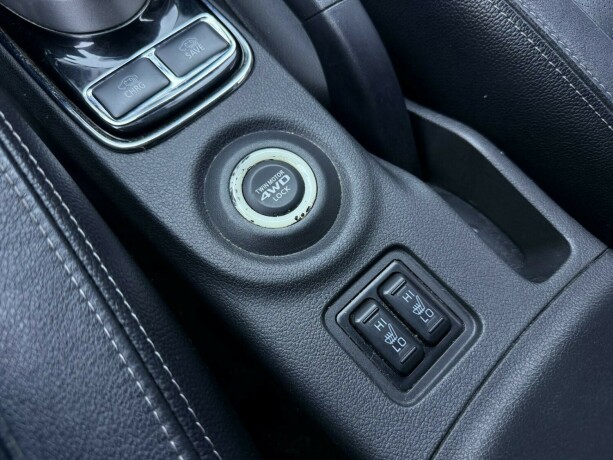 mitsubishi-outlander-elektrisitetbensin-2014-big-21