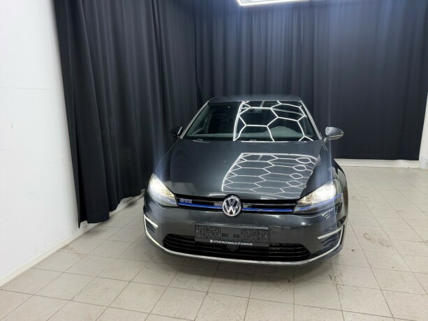 volkswagen-golf-vii-plug-in-petrol-2015-big-1