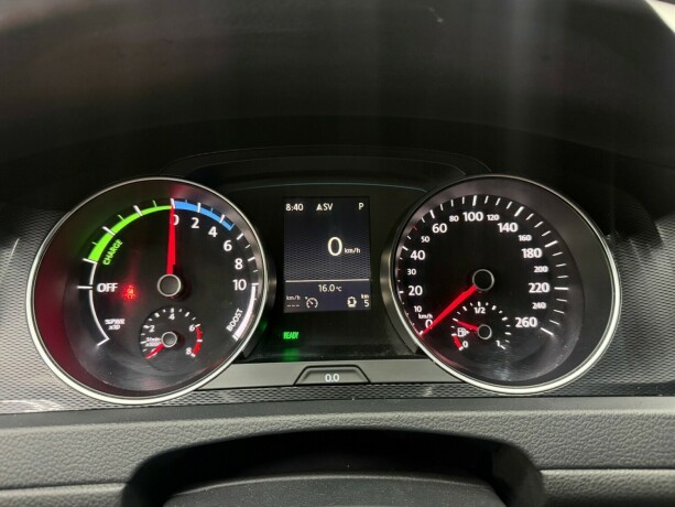 volkswagen-golf-vii-plug-in-petrol-2015-big-10