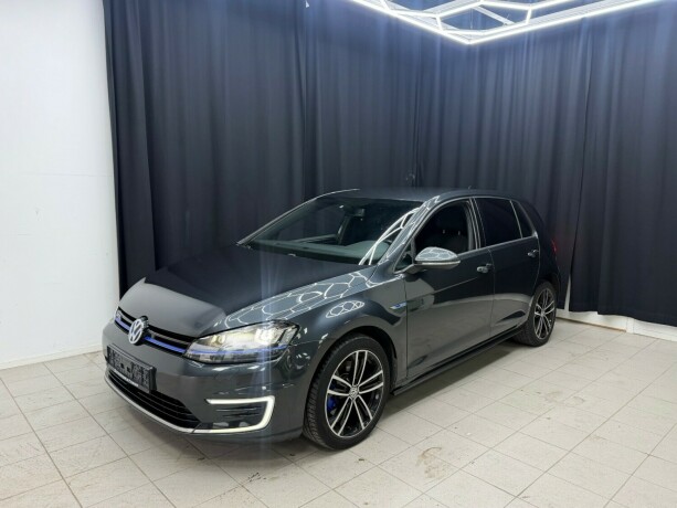 volkswagen-golf-vii-plug-in-petrol-2015-big-2