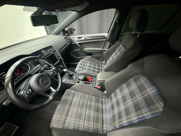 volkswagen-golf-vii-plug-in-petrol-2015-big-11