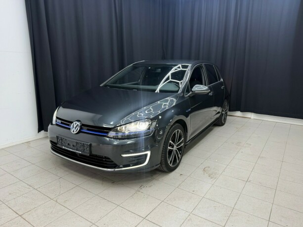 volkswagen-golf-vii-plug-in-petrol-2015-big-0