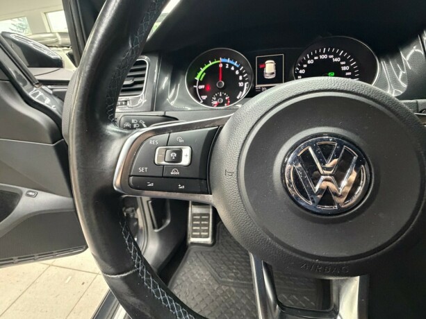 volkswagen-golf-vii-plug-in-petrol-2015-big-18