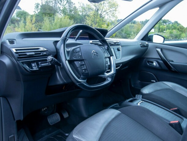 citroen-c4-picasso-diesel-2017-big-33