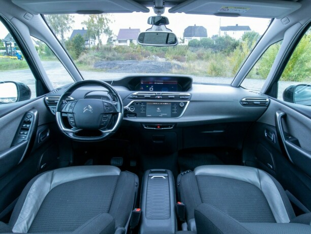 citroen-c4-picasso-diesel-2017-big-31