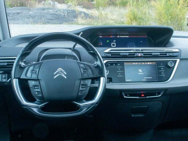 citroen-c4-picasso-diesel-2017-big-30