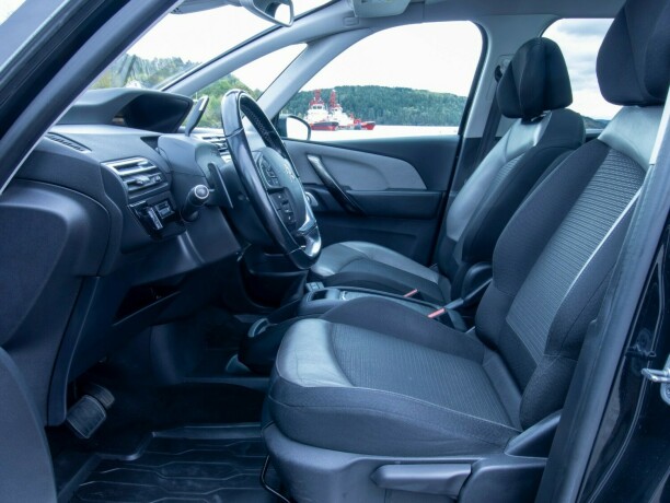 citroen-c4-picasso-diesel-2017-big-34