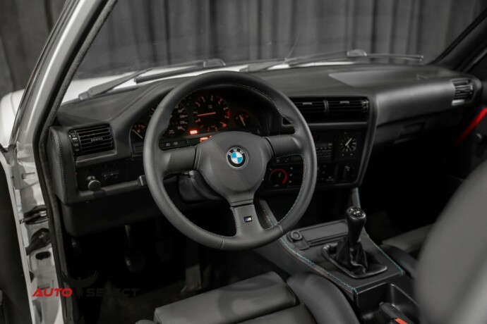bmw-325i-bensin-1985-big-24