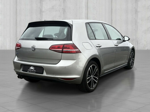 volkswagen-golf-vii-elektrisitetbensin-2015-big-4