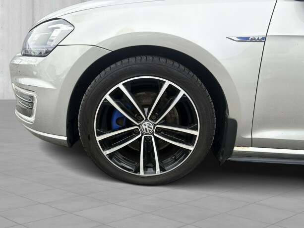 volkswagen-golf-vii-elektrisitetbensin-2015-big-8