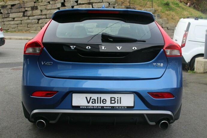 volvo-v40-bensin-2016-big-6