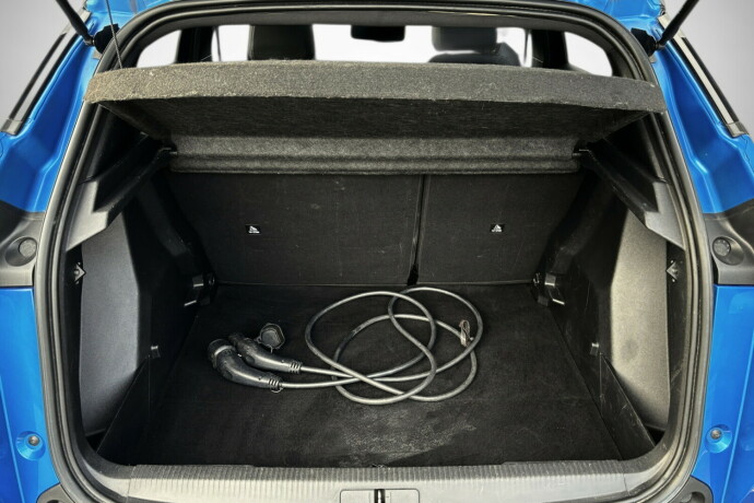 peugeot-e-2008-elektrisitet-2020-big-37