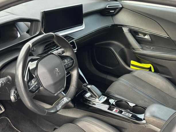 peugeot-e-2008-elektrisitet-2020-big-15