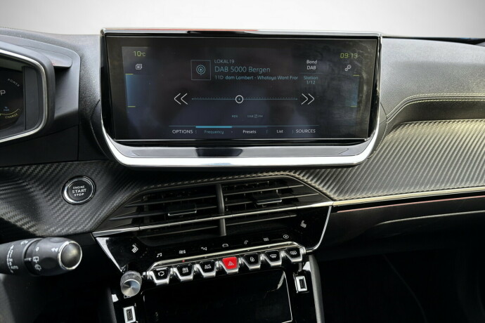 peugeot-e-2008-elektrisitet-2020-big-23