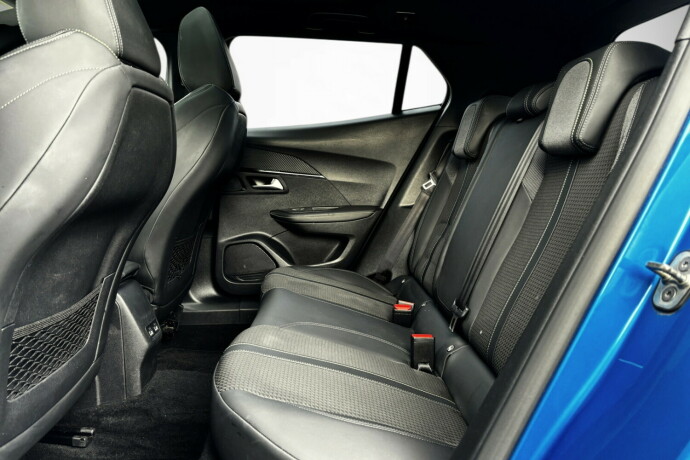 peugeot-e-2008-elektrisitet-2020-big-19