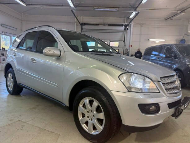 mercedes-benz-ml320-diesel-2006-big-8