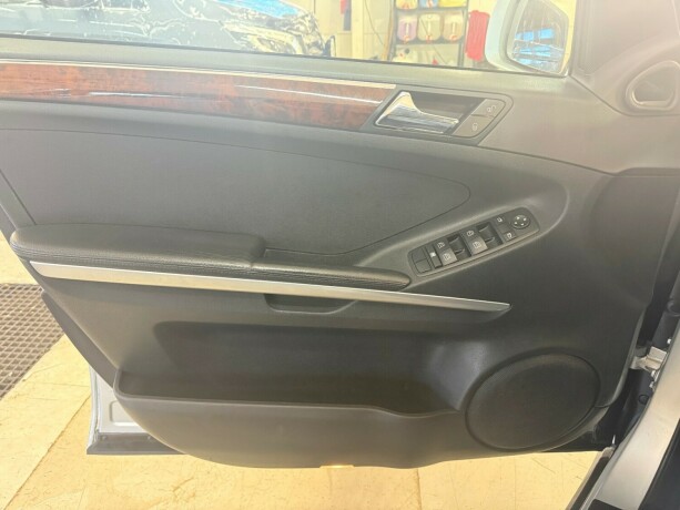 mercedes-benz-ml320-diesel-2006-big-24