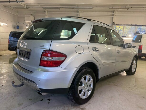 mercedes-benz-ml320-diesel-2006-big-6