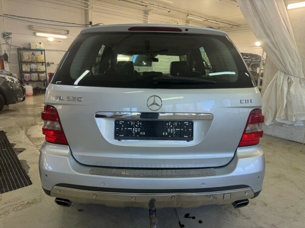 mercedes-benz-ml320-diesel-2006-big-5
