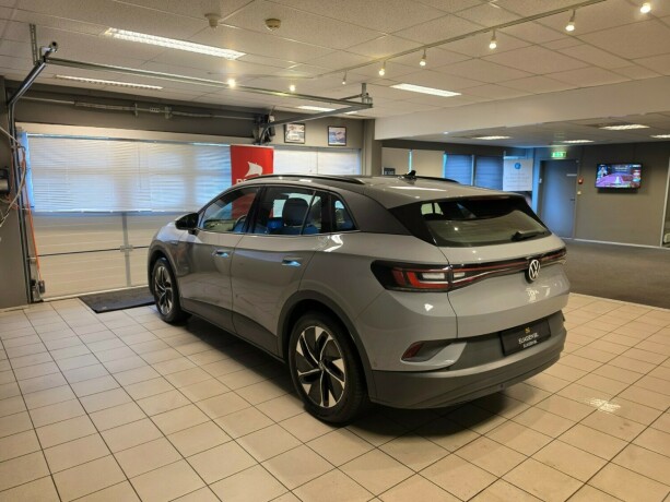 volkswagen-id4-elektrisitet-2023-big-6