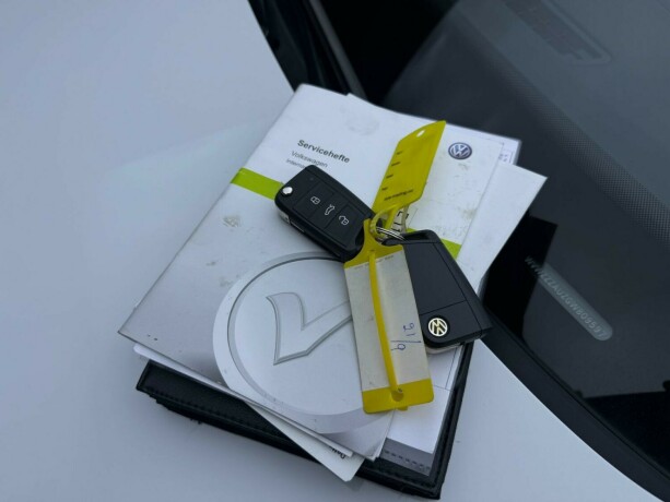 volkswagen-golf-vii-elektrisitetbensin-2016-big-31