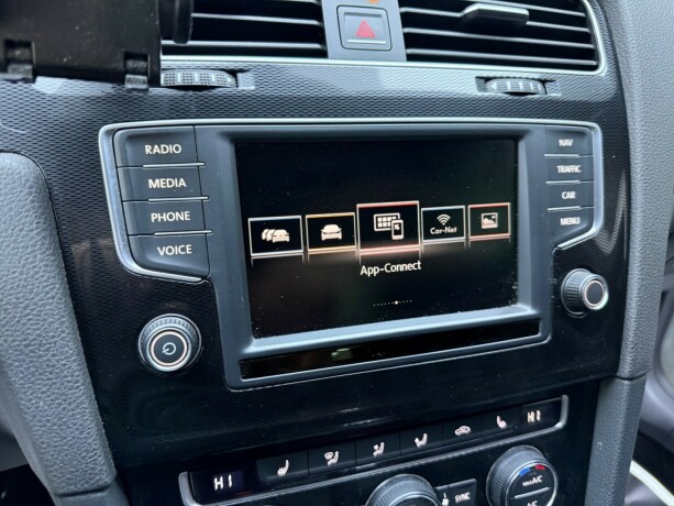 volkswagen-golf-vii-elektrisitetbensin-2016-big-14
