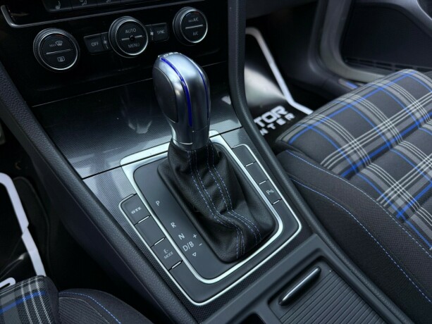 volkswagen-golf-vii-elektrisitetbensin-2016-big-24