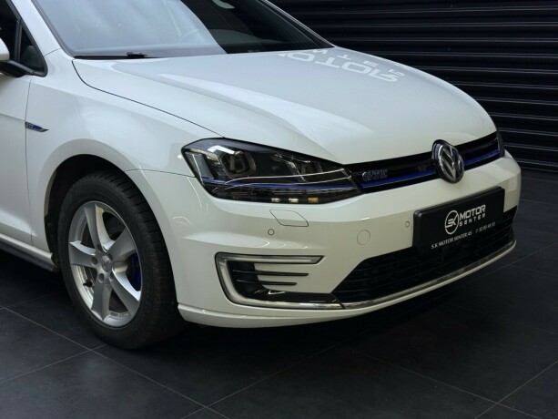 volkswagen-golf-vii-elektrisitetbensin-2016-big-2