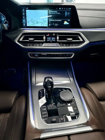 bmw-x5-elektrisitetbensin-2020-big-14