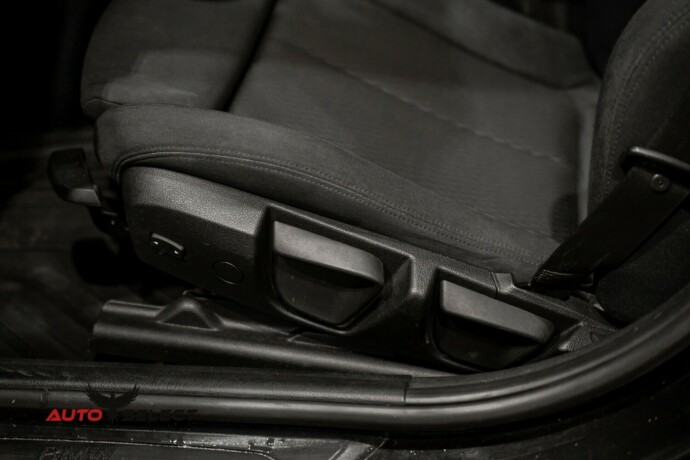 bmw-320d-diesel-2013-big-23