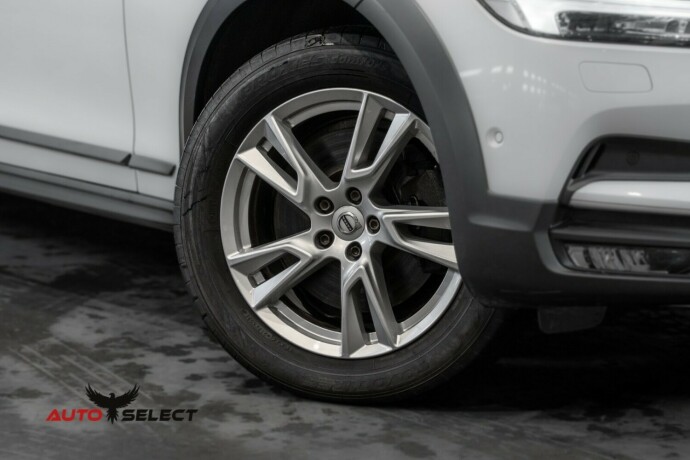 volvo-v90-cross-country-diesel-2017-big-2